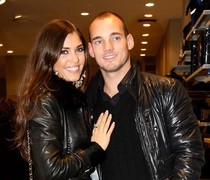 Yolanthe Cabau és Wesley Sneijder